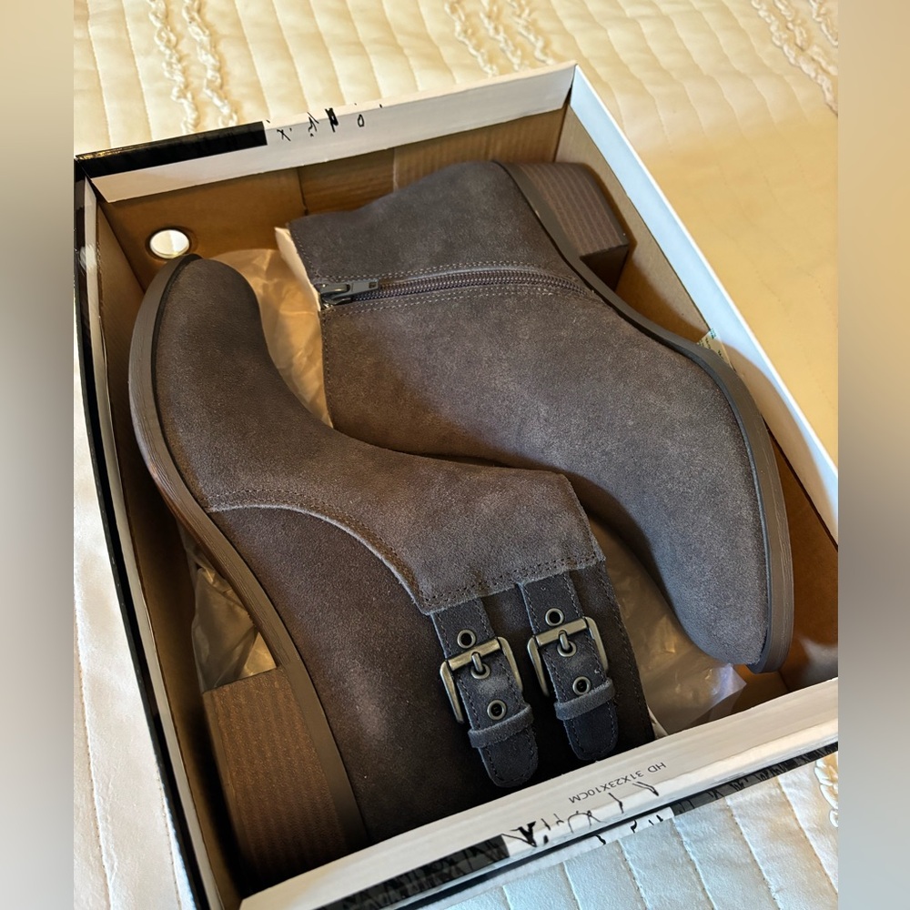 Kenzie Gloriana Ankle Boots